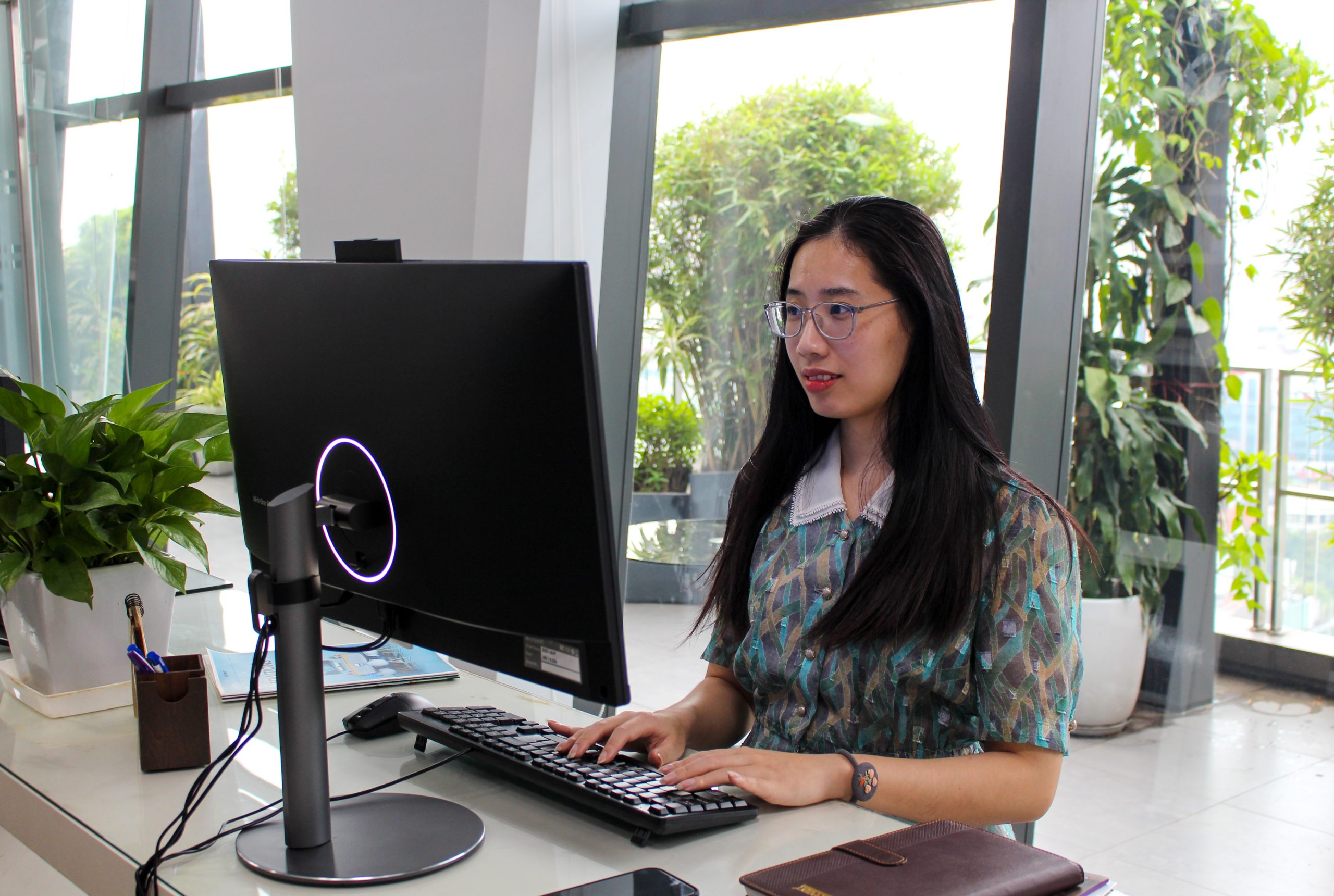 Máy tính để bàn CMS X-Pro All in One XPQ7H-I96 - 24 inch