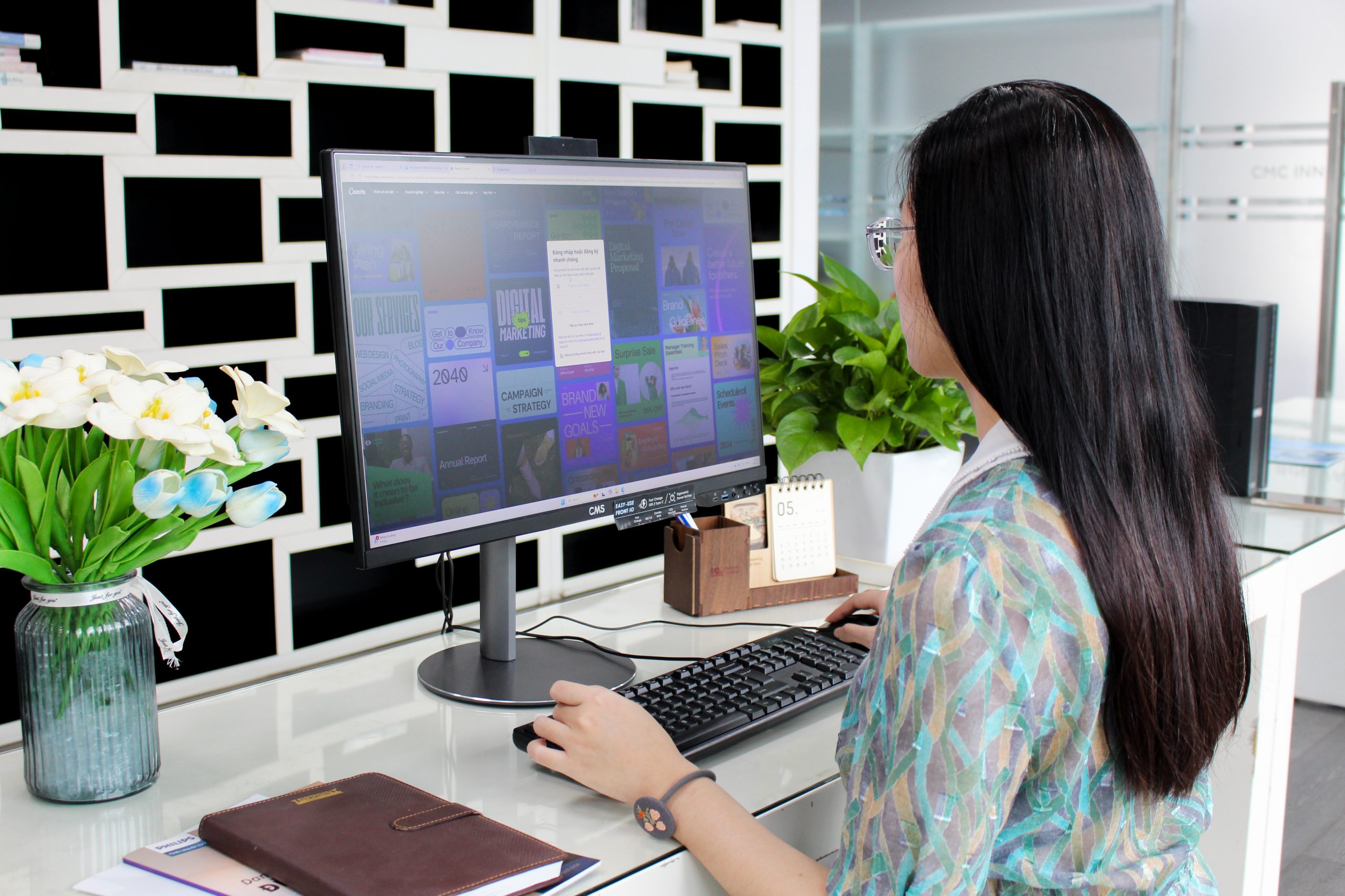 Máy tính để bàn CMS X-Pro All in One XPQ7H-I96 - 24 inch